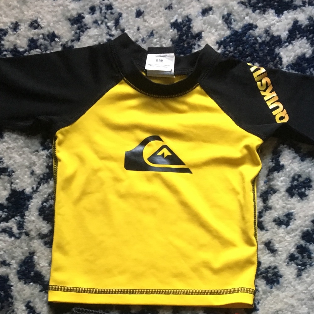 6-9mon Boys Quiksilver rash guard bathing suit top